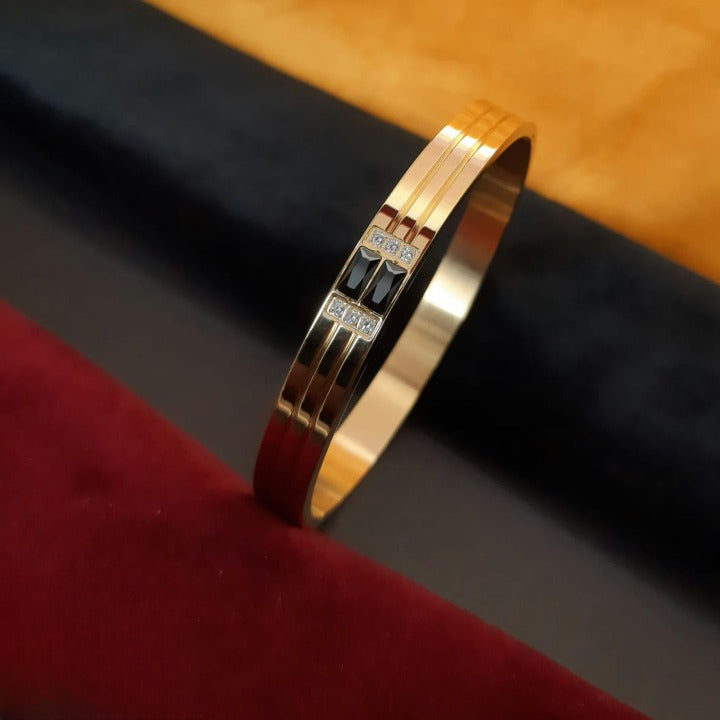 Dazzling Black Diamond Gold Bracelet